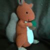 Doudou Ecureuil et sa Noisette au crochet