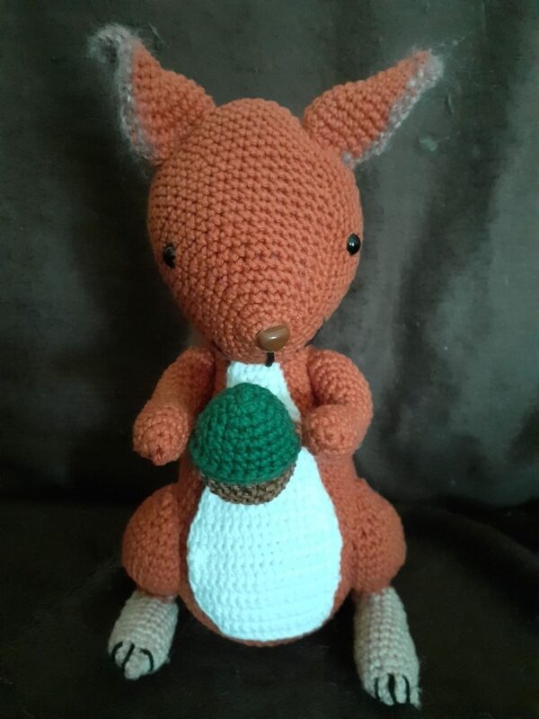 Doudou Ecureuil et sa Noisette au crochet – Image 2