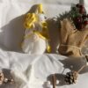 Gnome blanc de Printemps au Chapeau jaune – Image 3