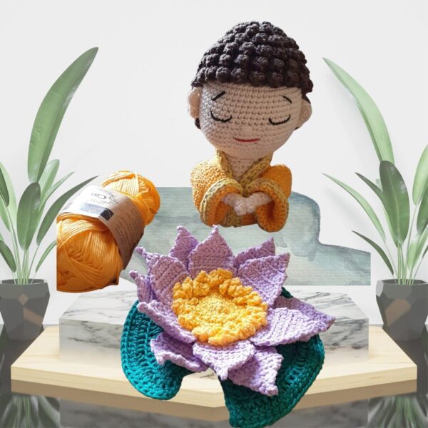 Petit Bouddha assis sur sa fleur de Lotus au crochet – Image 4